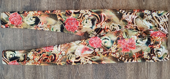 NWOT Blackmilk Koi Leggings - Picture 3 of 4